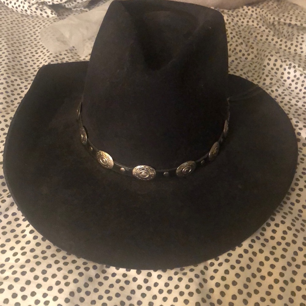 Charlie 1 horse cowboy hat